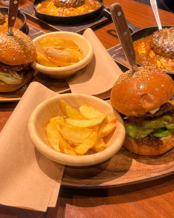 🍔おなかすぃたぁ