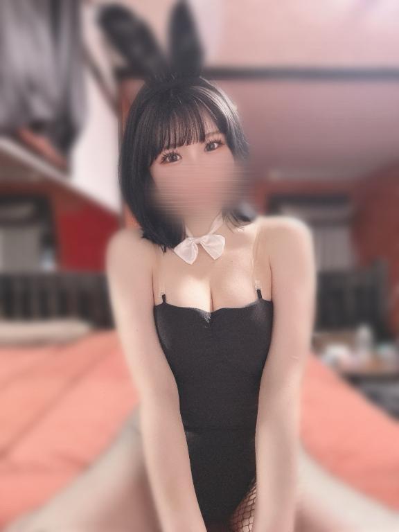 ‎🤍ぴょん