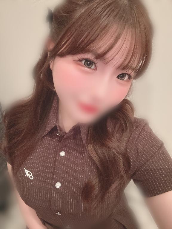 ‎🤍👩🤎